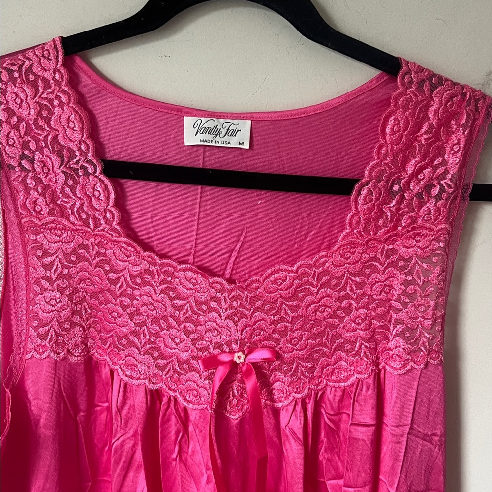 VTG Vanity Fair NIGHTGOWN Silky Nylon Sleeveless bow Bright Pink Sz Med 🕶️ - Picture 5 of 7